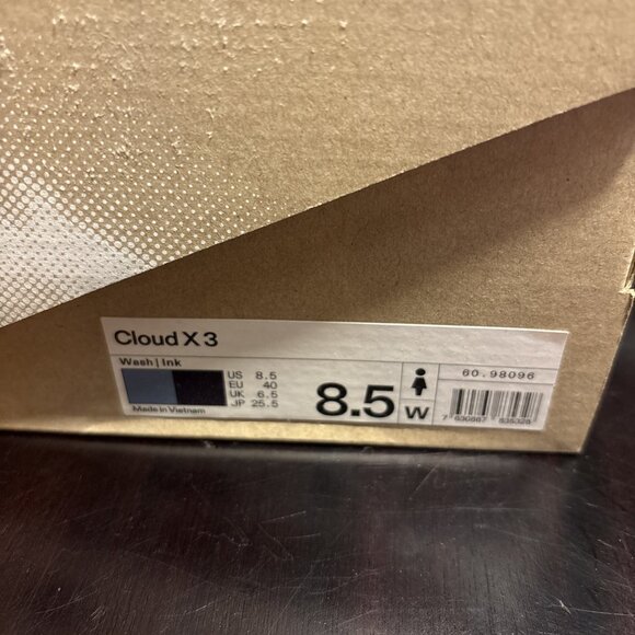 On Cloud X 3 Women’s Wash/Ink Size 8.5 In Blue. New. Running. - Picture 7 of 7